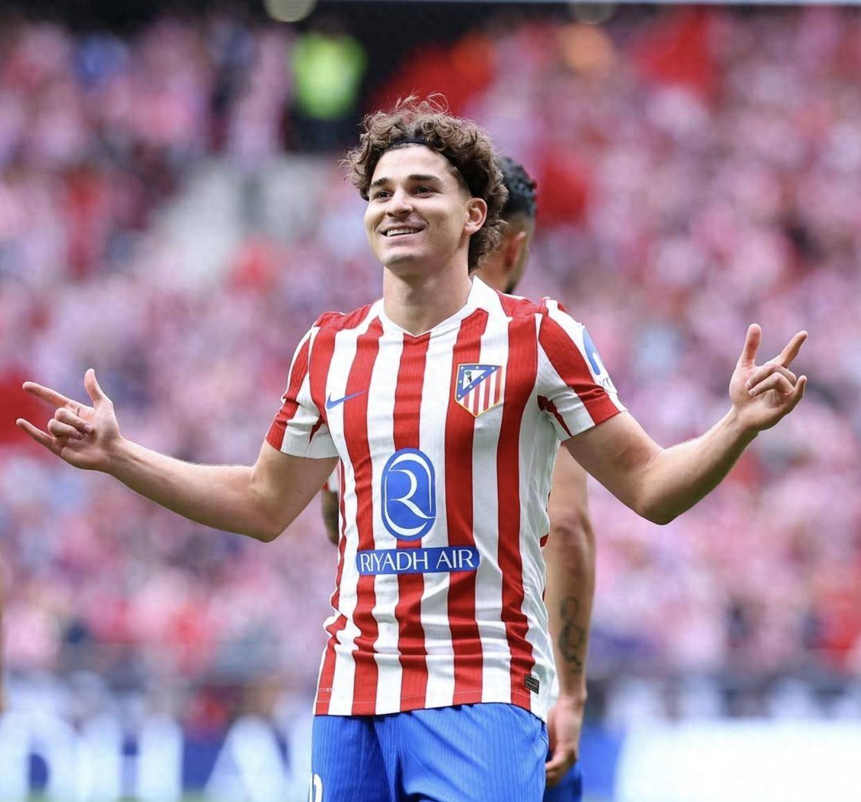 赛地聚焦——西甲国际比赛日热度飙升，波特兰开拓者扳平良机，引发热议，轮换策略成焦点的简单介绍-爱游戏官方入口